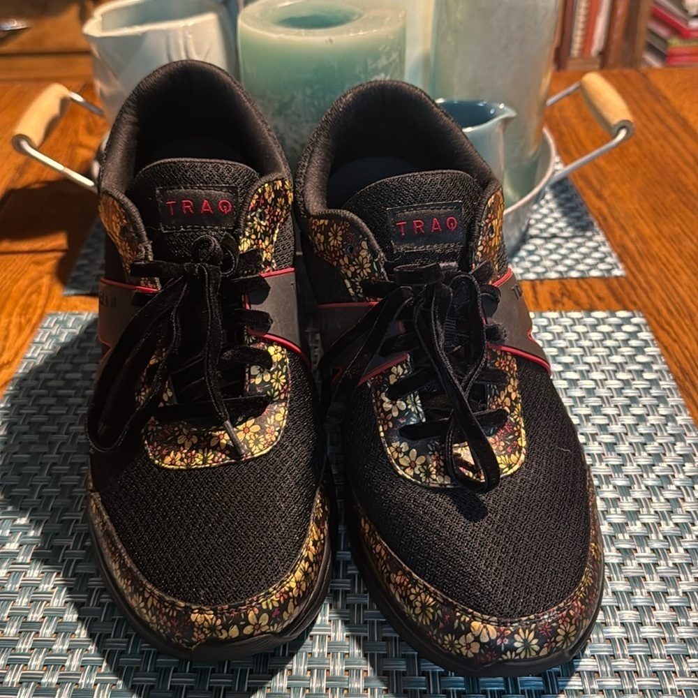 TRAQ BY ALEGRIA Qarma in Pretty Things floral sneakers